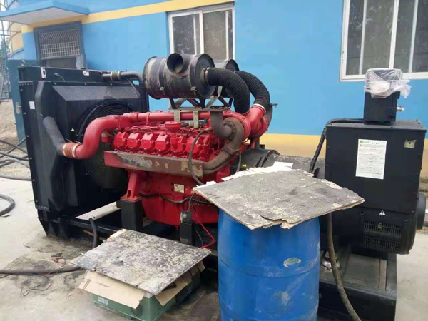 建邺关于柴油发电机组水箱污垢的产生与清理