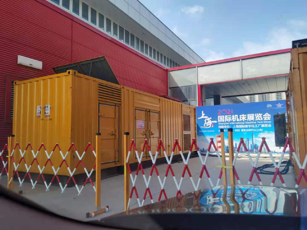 建邺发电车出租-发电机无电压或电压太低怎么办？