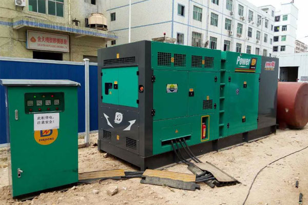 建邺为什么夏季要重点检查发电机组的燃油系统密封性？